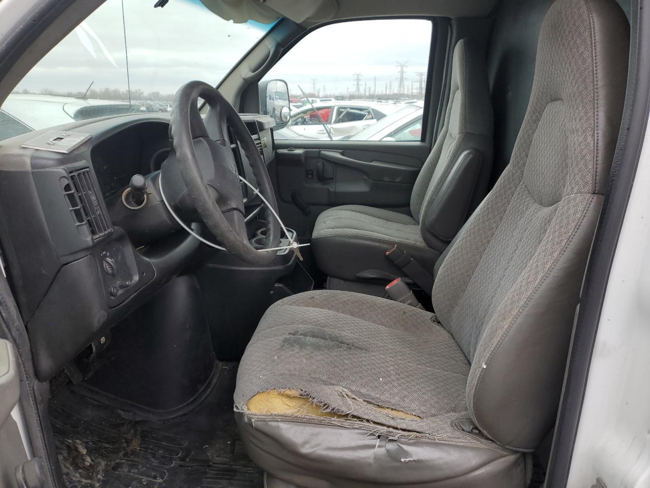 2012 Chevrolet Express G2500 - Фото 7