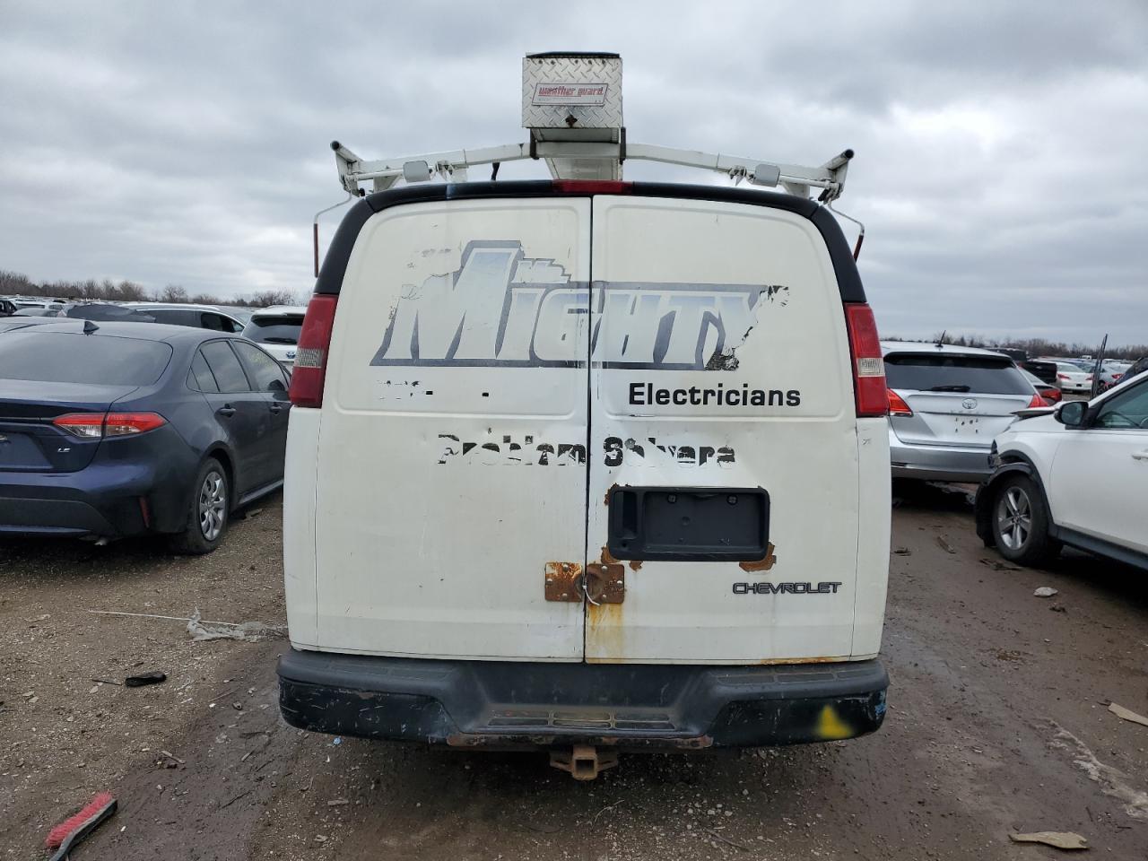 2012 Chevrolet Express G2500 - Фото 6