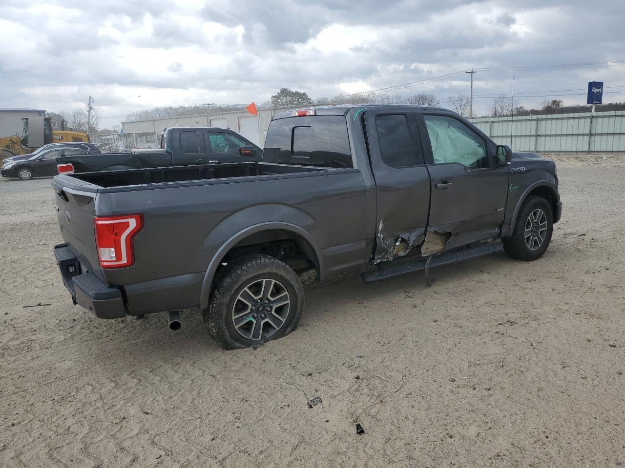 2015 Ford F150 Super Cab - Фото 3