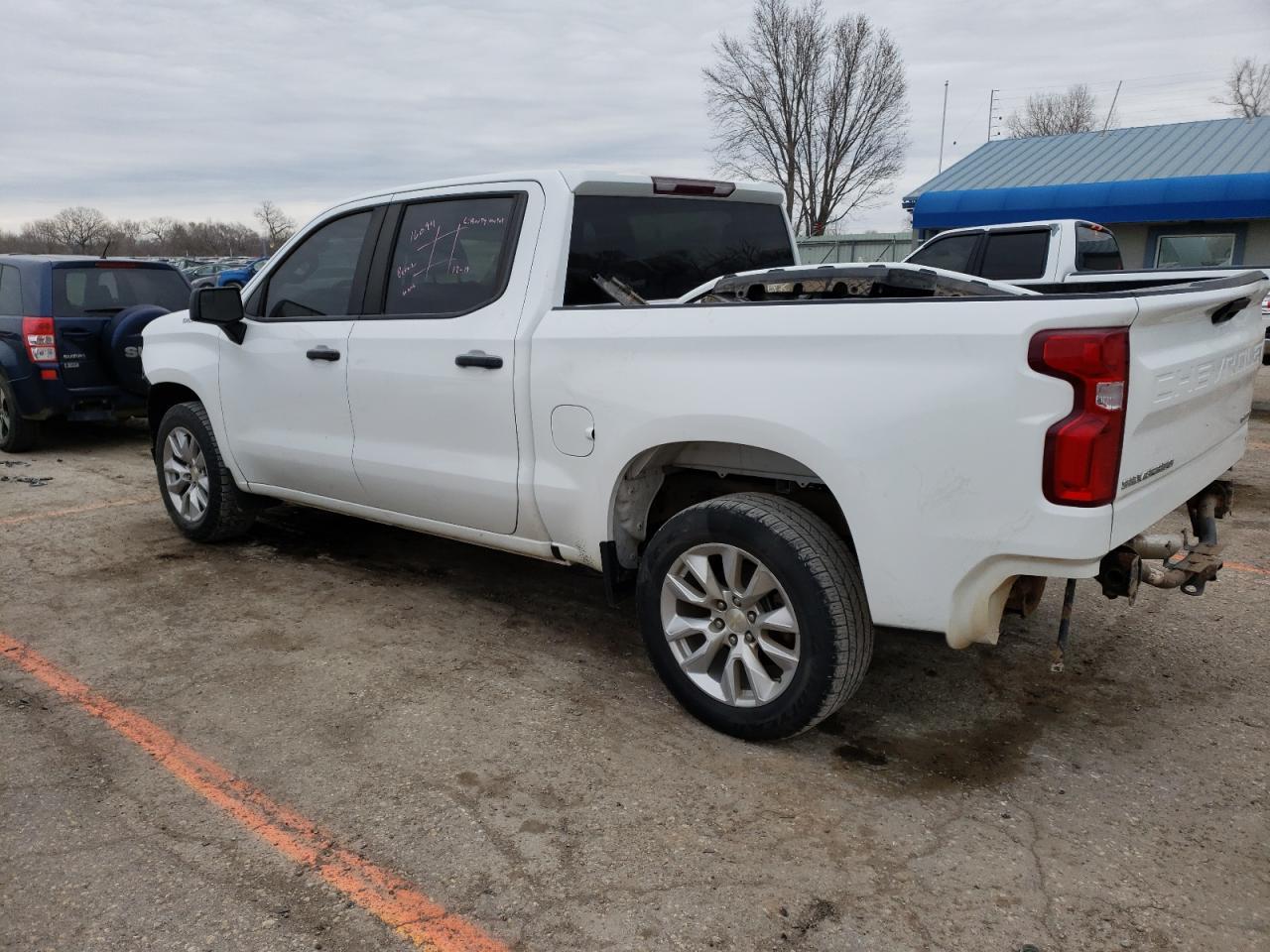 2019 CHEVROLET SILVERADO - Image 2