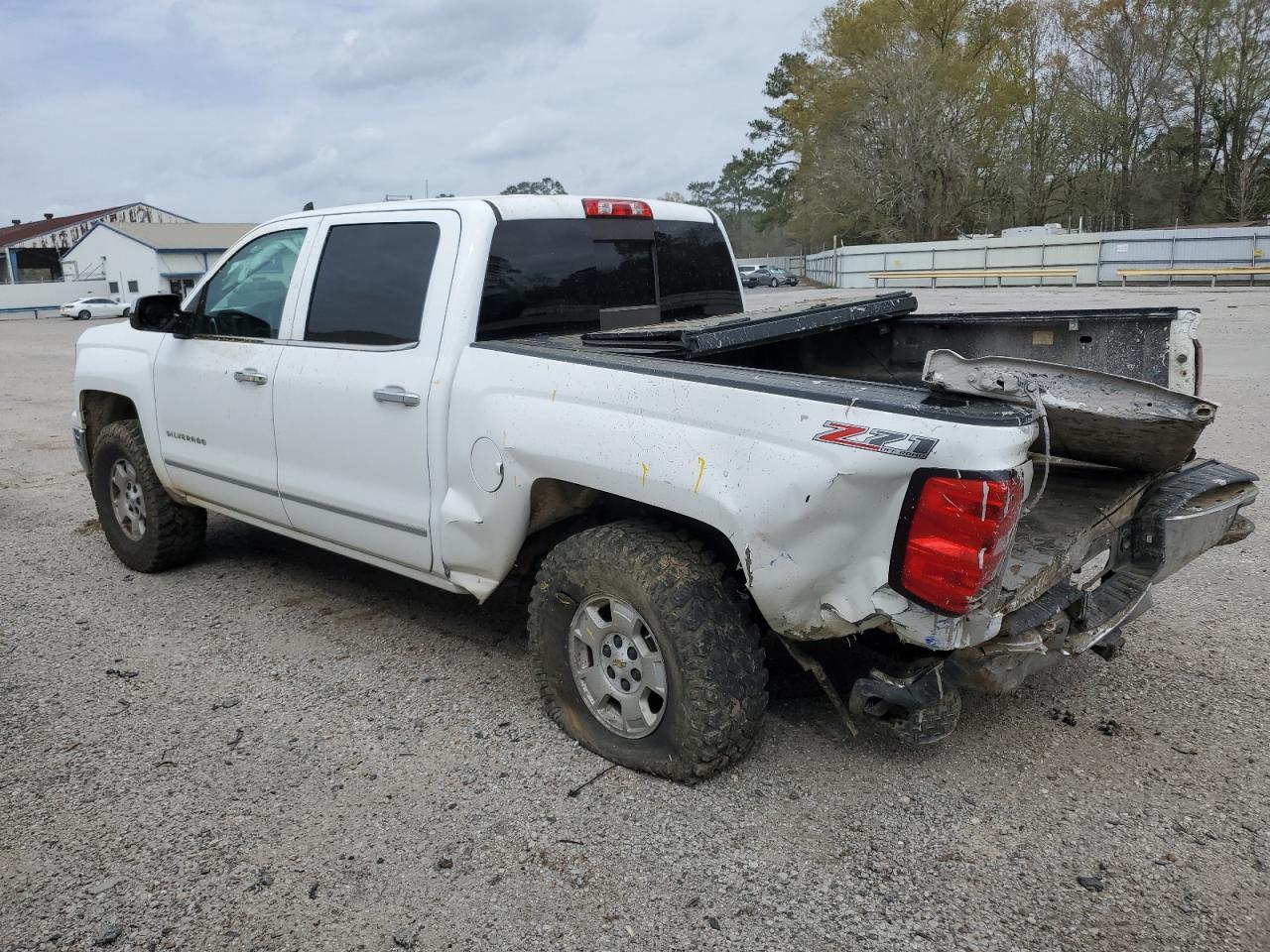 2015 CHEVROLET SILVERADO - Image 2