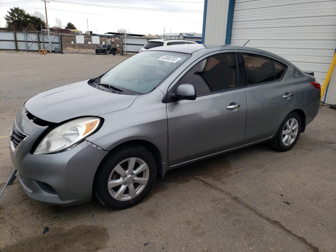 2014 NISSAN VERSA S