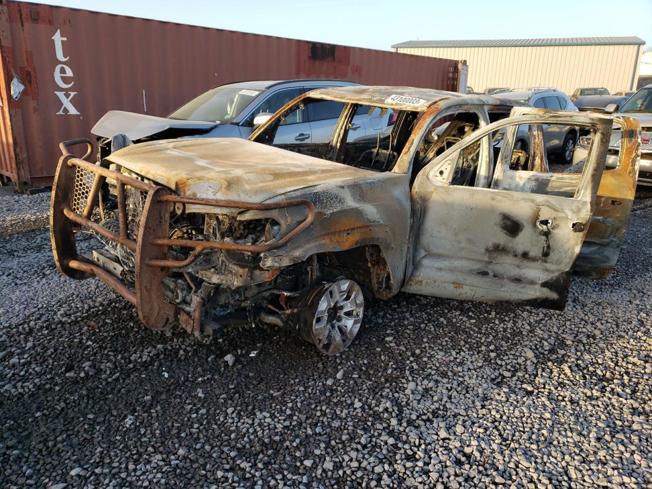 2019 TOYOTA TACOMA DOU