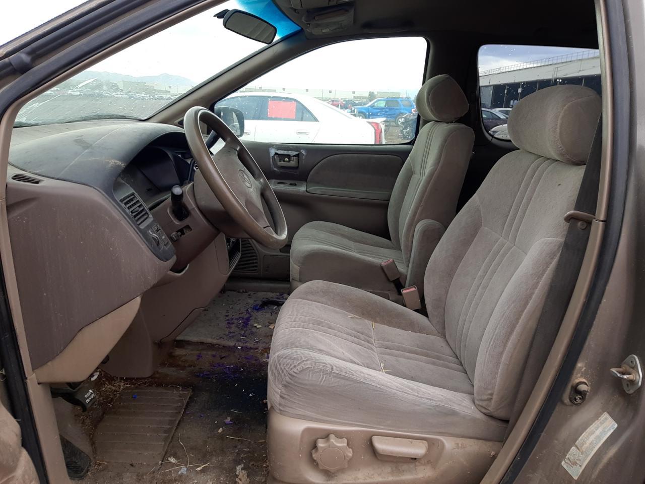 1998 Toyota Sienna Le - Фото 7