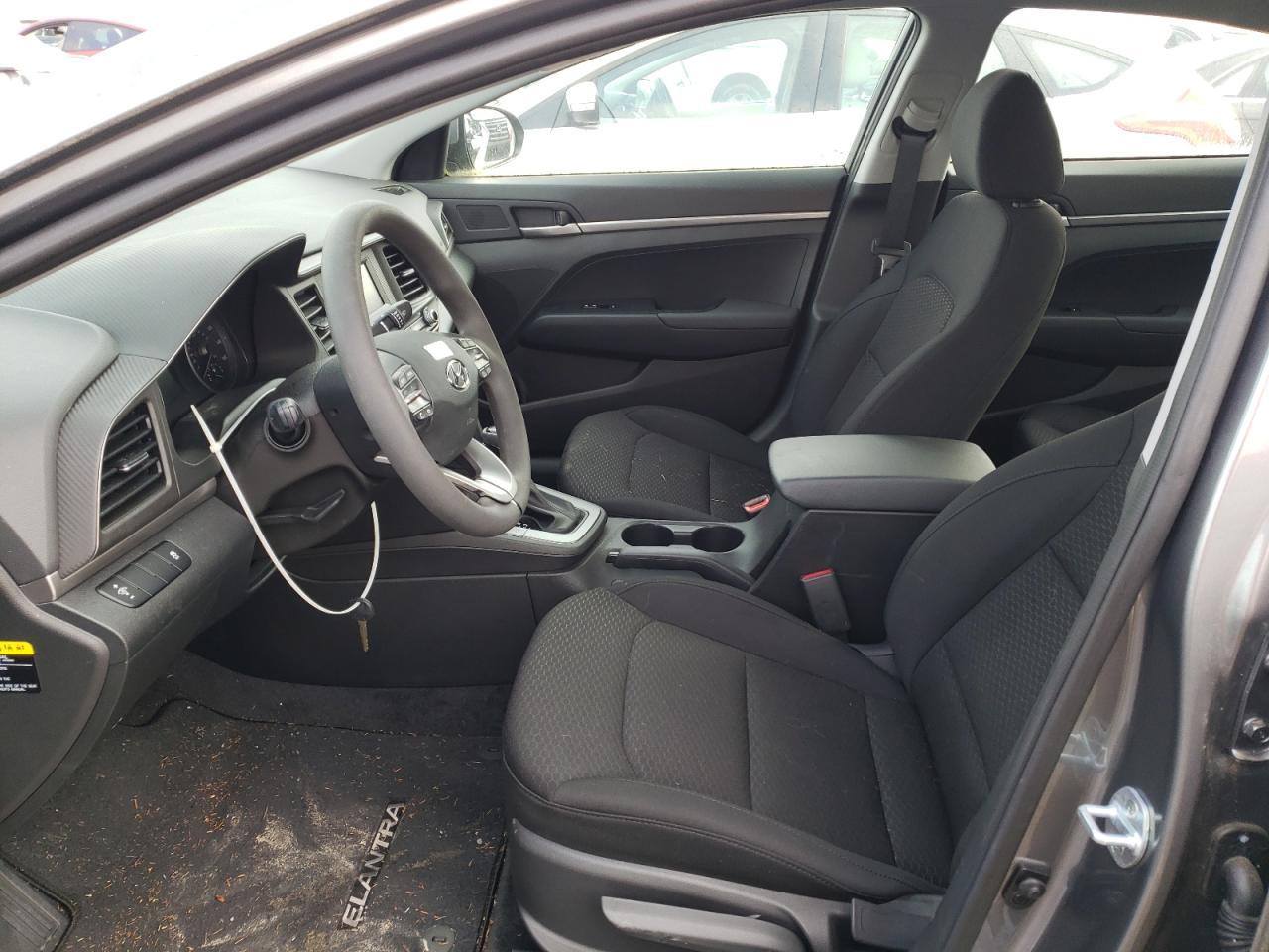 2019 HYUNDAI ELANTRA SE - Фото 7