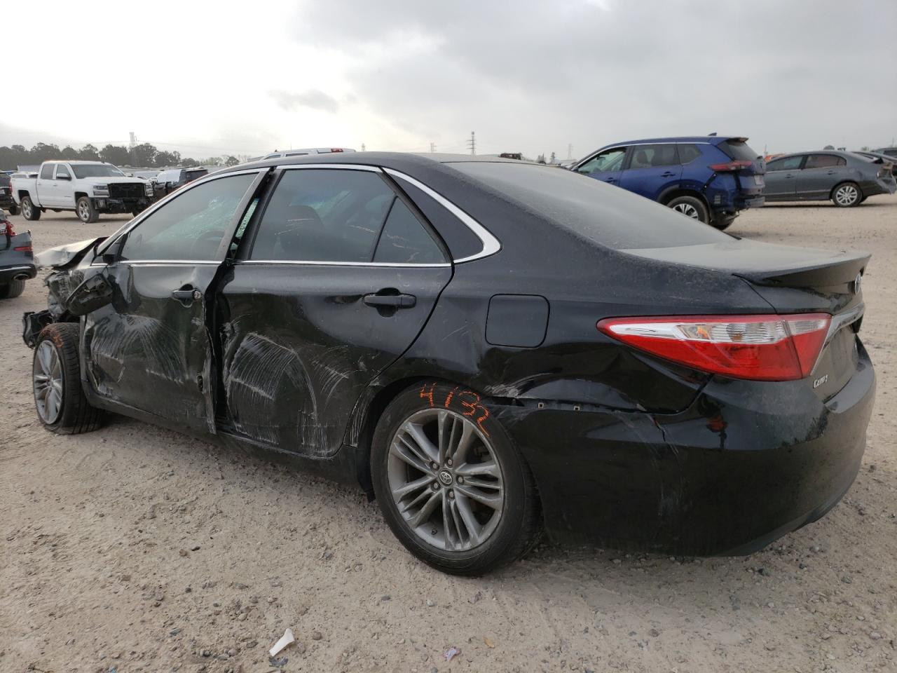 2016 TOYOTA CAMRY LE - Image 2