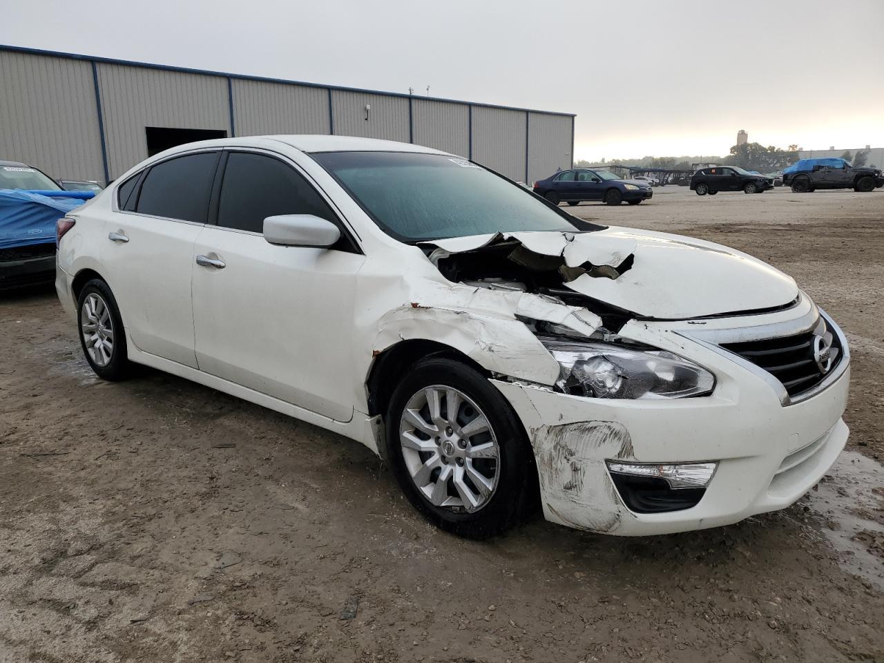 2014 NISSAN ALTIMA S - Фото 4