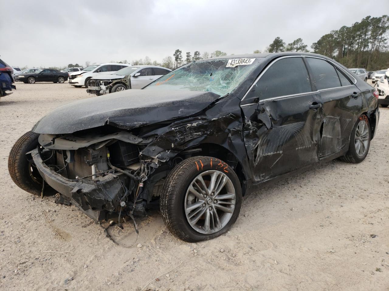 2016 TOYOTA CAMRY LE