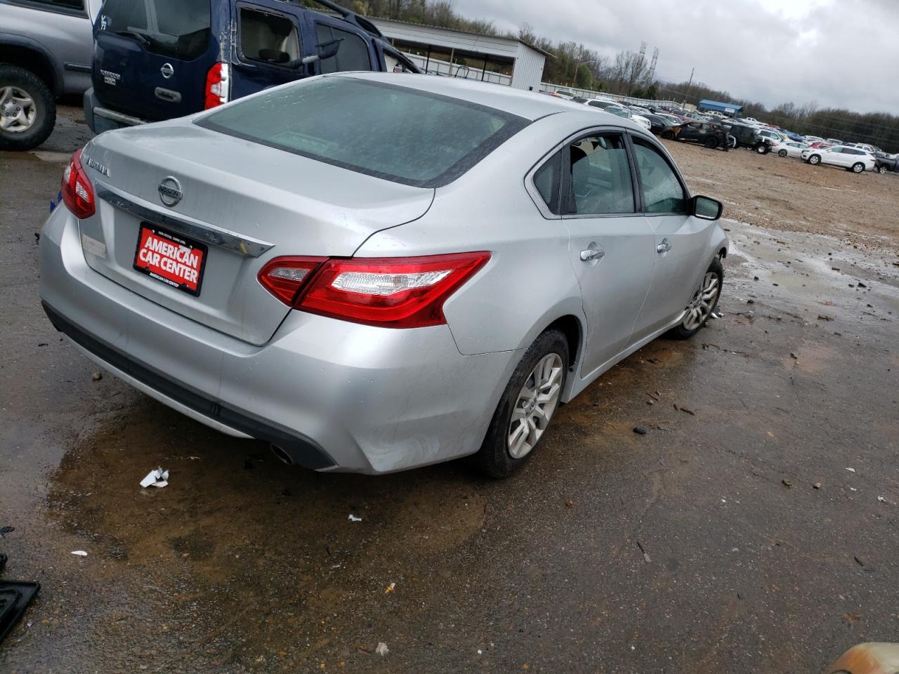 2017 Nissan Altima 2.5 - Фото 3