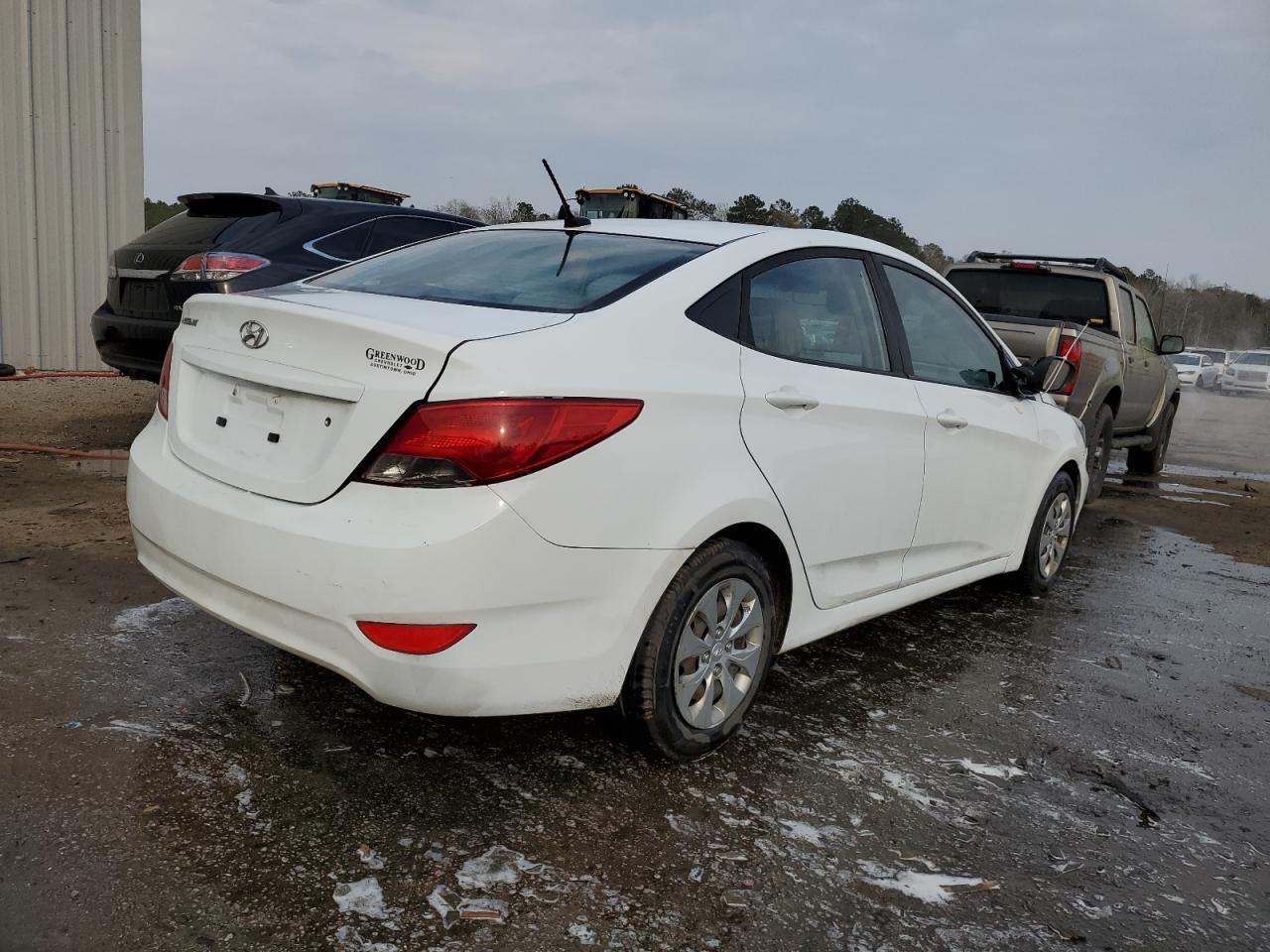 2016 HYUNDAI ACCENT SE - Фото 3