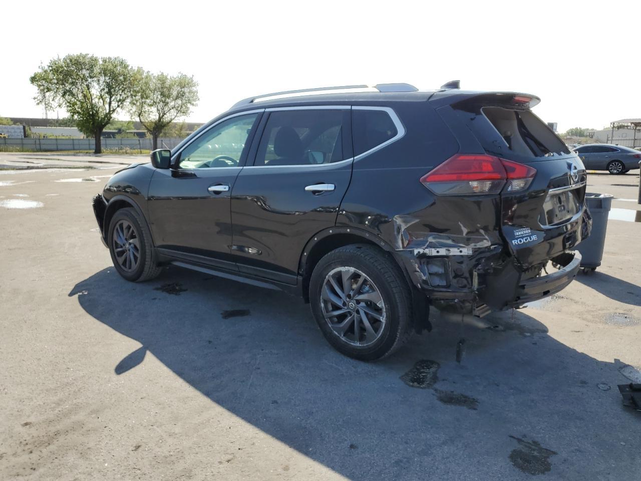 2017 NISSAN ROGUE SV - Фото 2