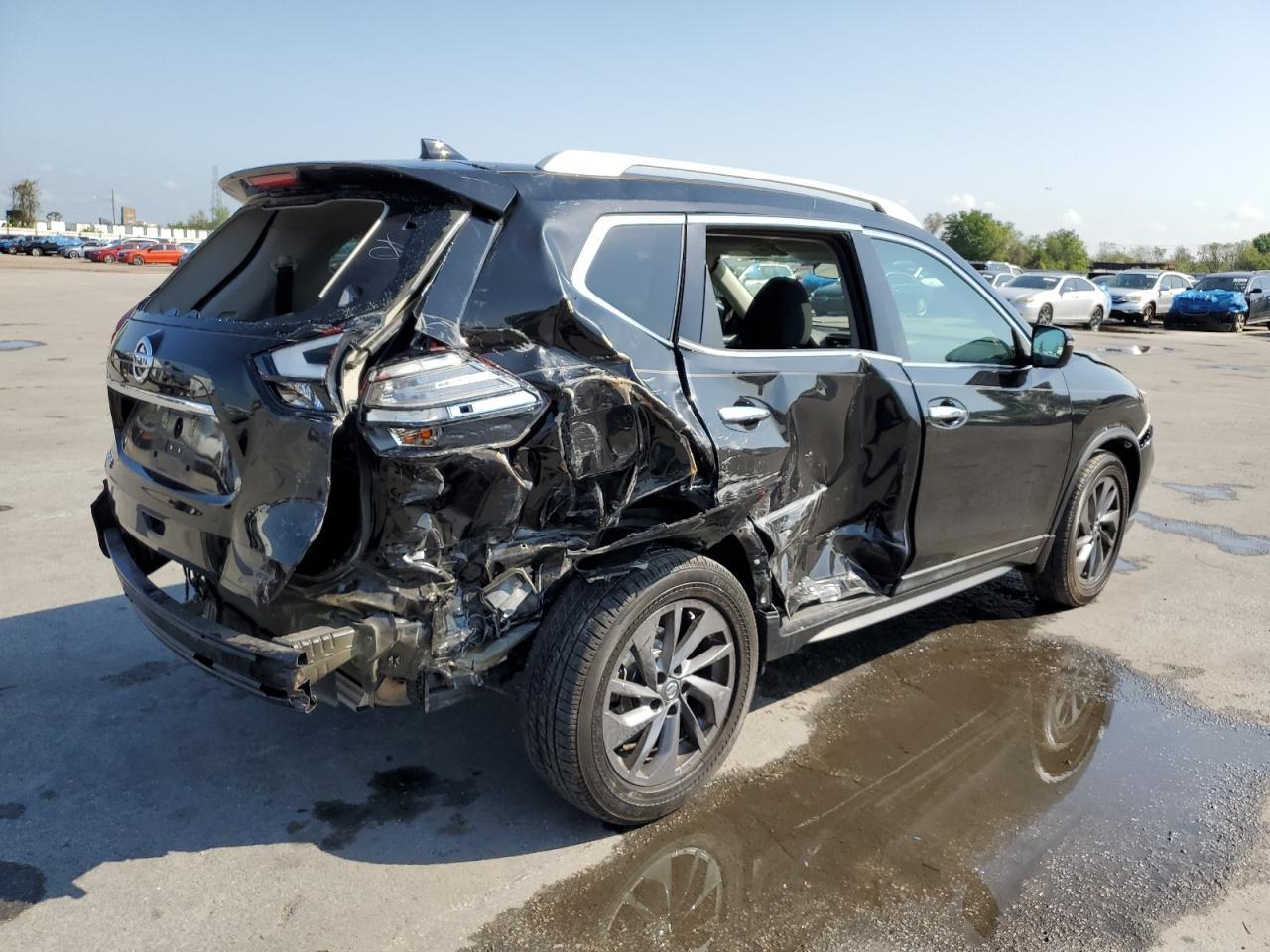 2017 NISSAN ROGUE SV - Фото 3