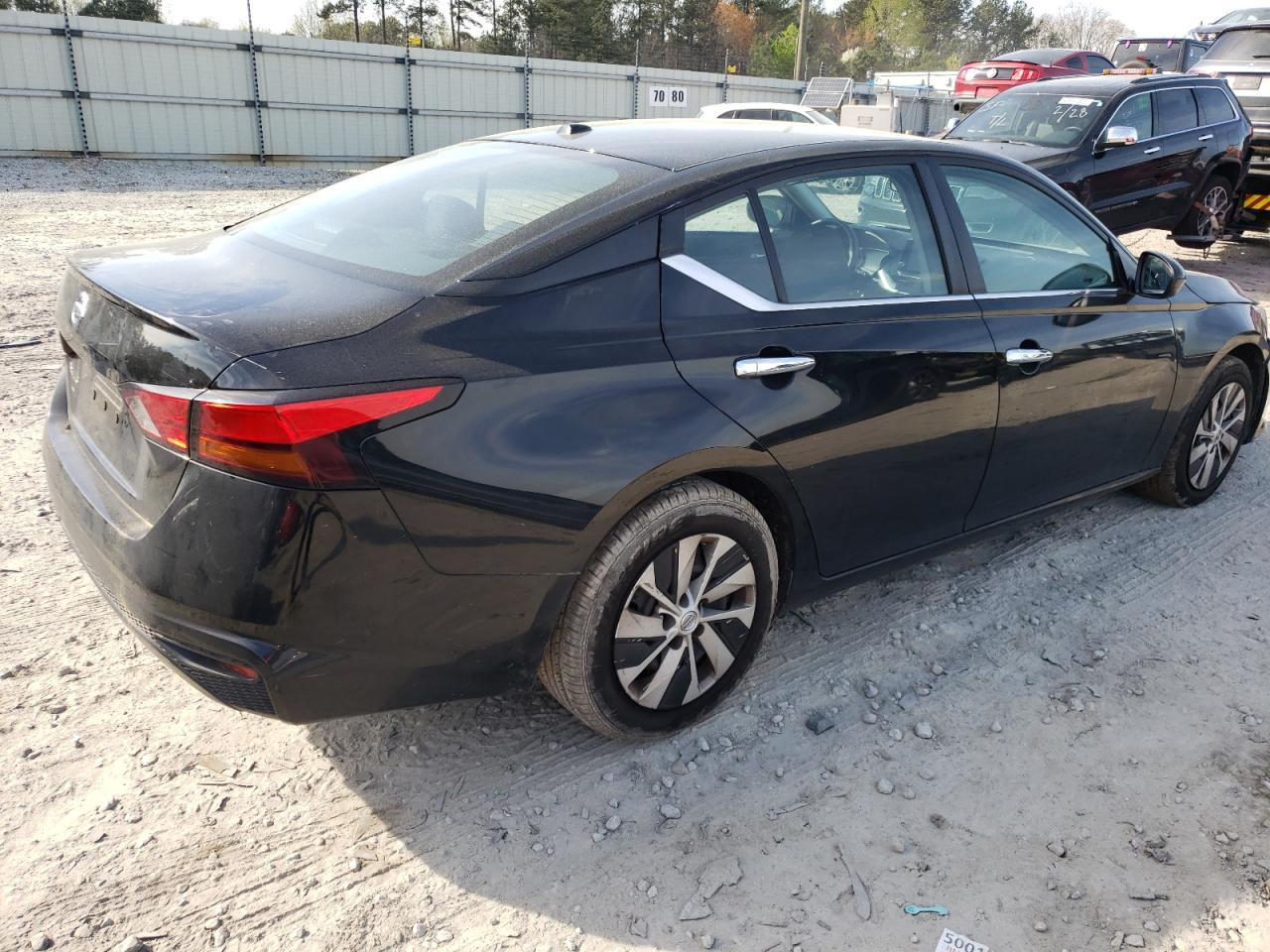 2020 Nissan Altima S - Фото 3