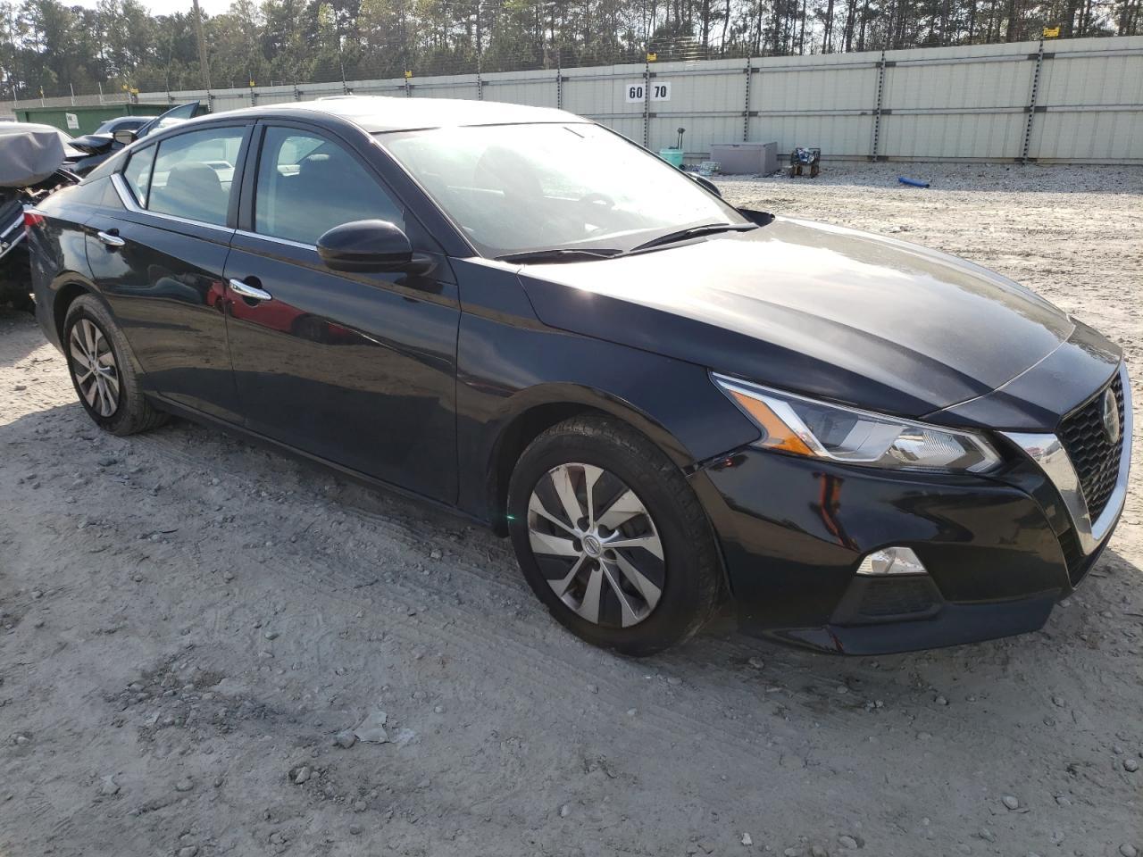 2020 Nissan Altima S - Фото 4