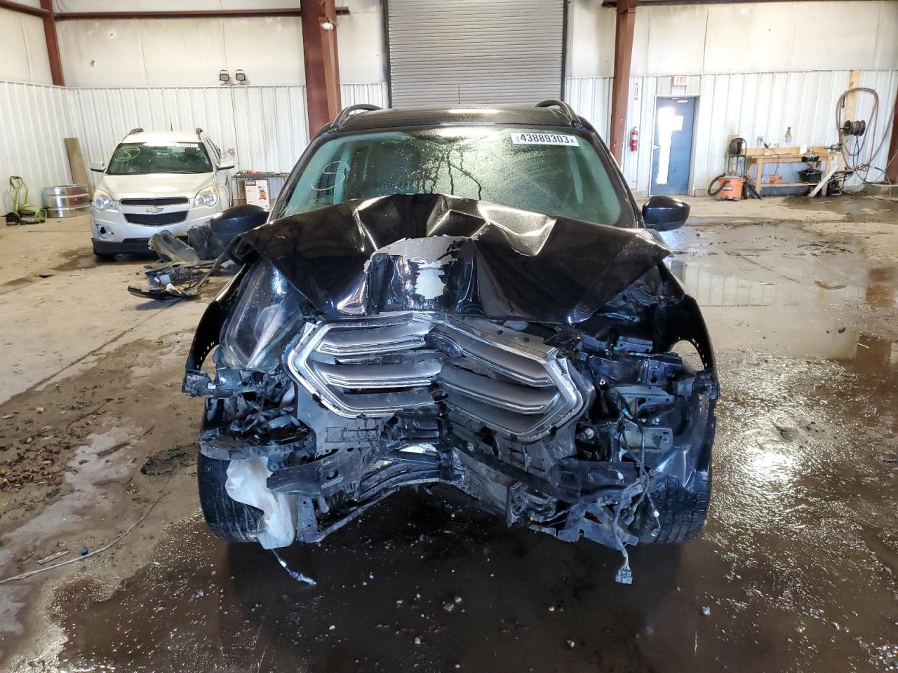 2017 FORD ESCAPE SE - Фото 5