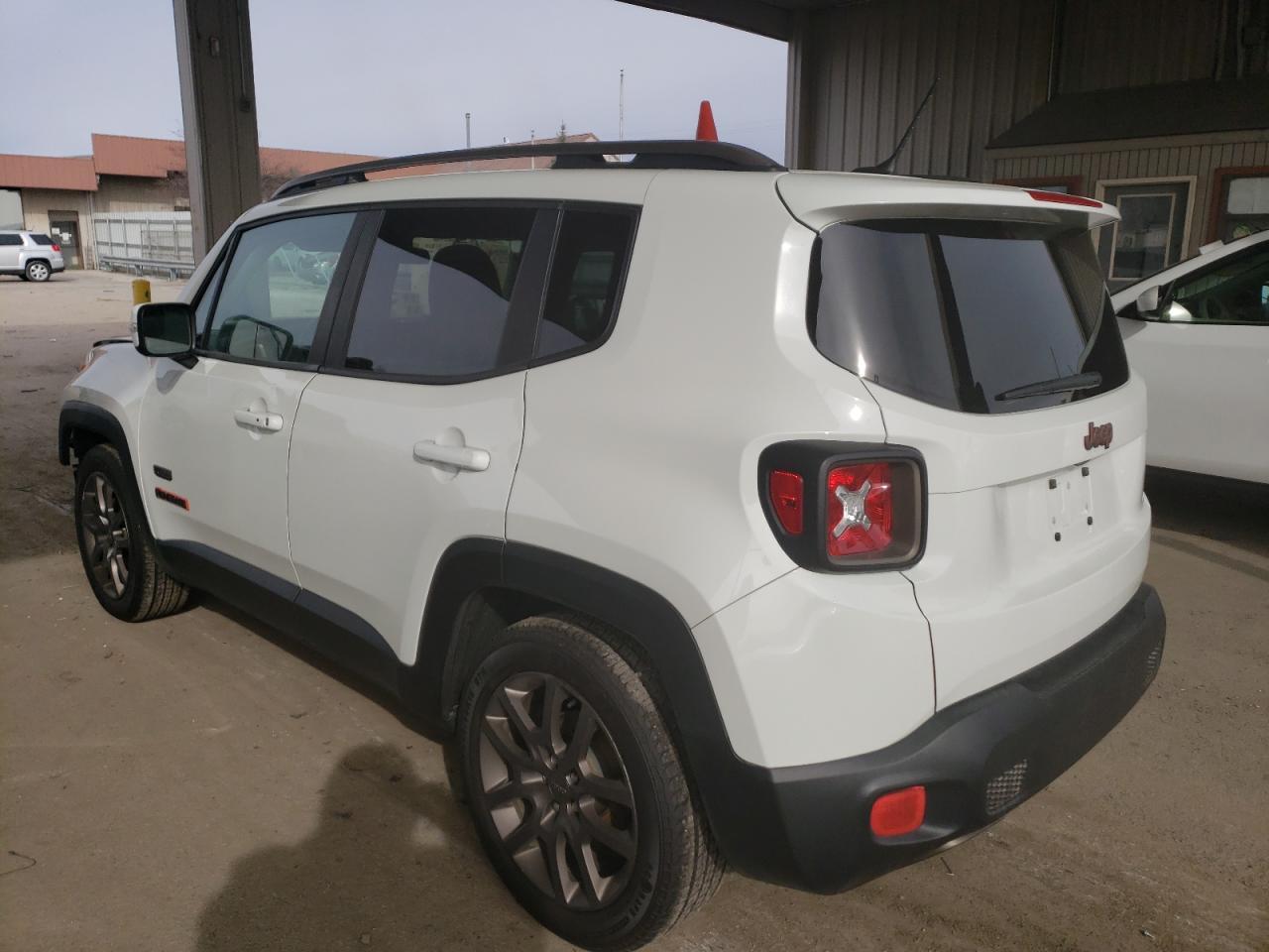 2016 JEEP RENEGADE L - Image 2
