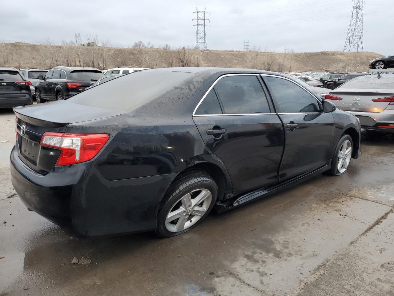 2014 TOYOTA CAMRY L - Фото 3