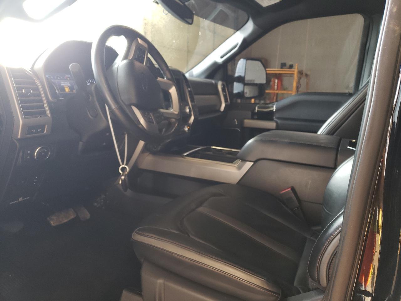 2020 Ford F550 Super Duty - Image 7