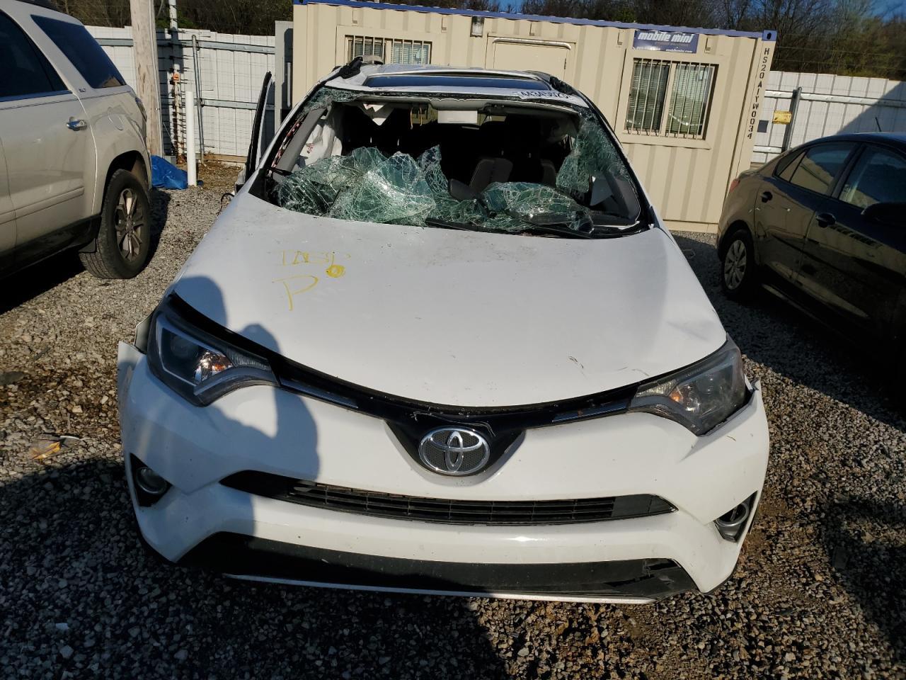 2016 TOYOTA RAV4 XLE - Фото 5