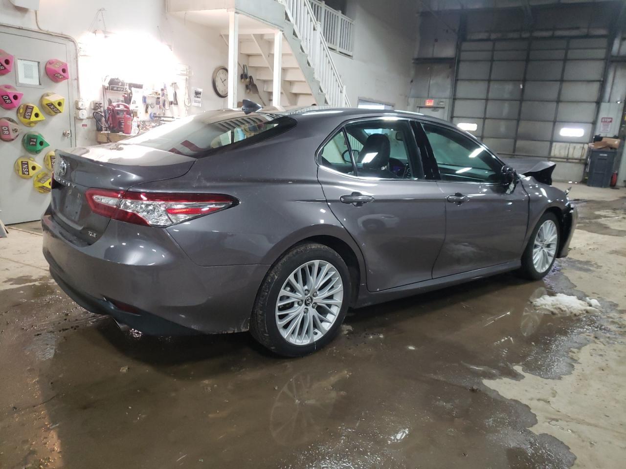 2019 TOYOTA CAMRY L - Image 3