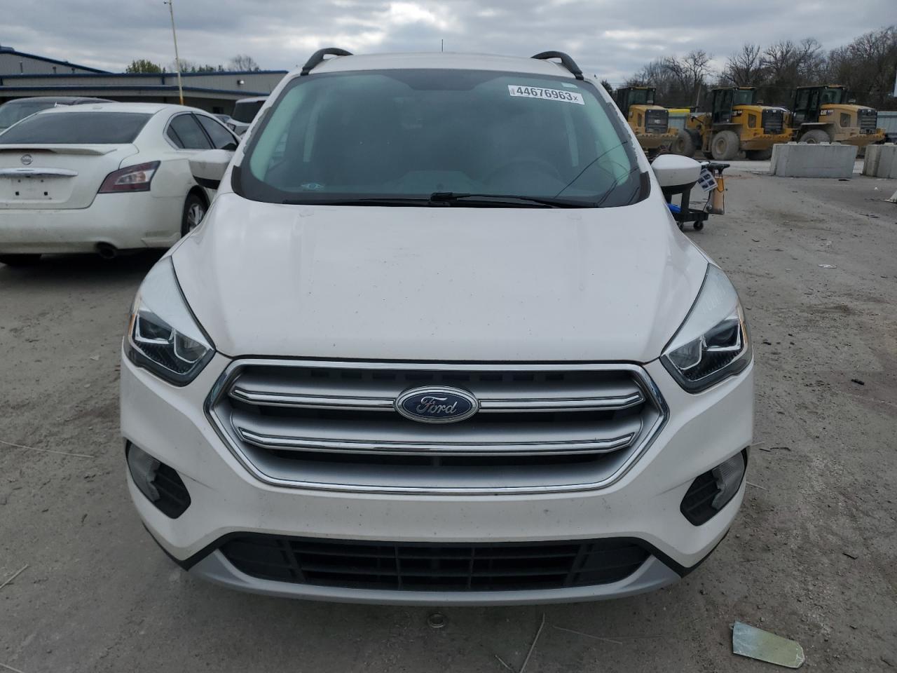 2017 FORD ESCAPE SE - Image 5