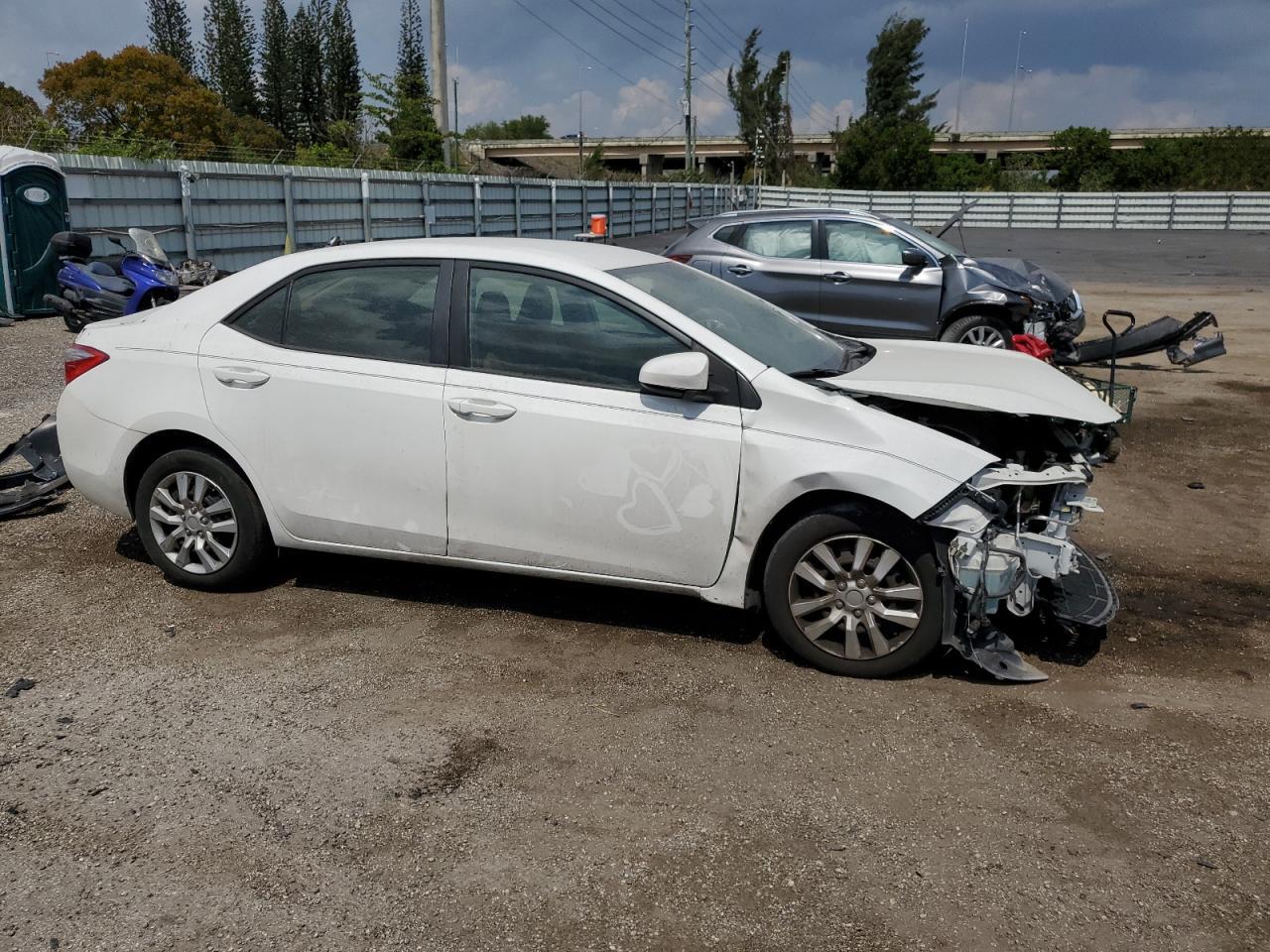 2016 Toyota Corolla L - Image 4