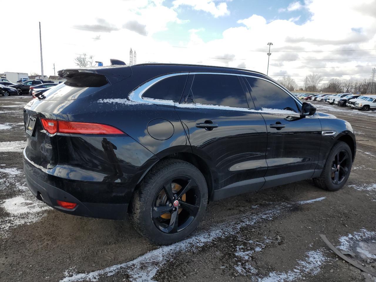 2019 JAGUAR F-PACE PRE - Image 3
