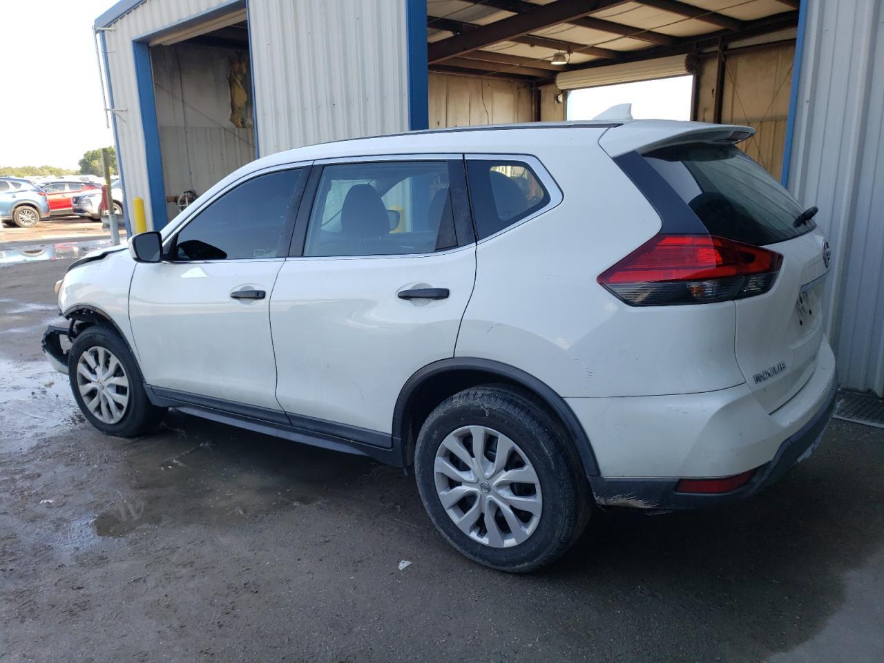 2017 Nissan Rogue S - Фото 2