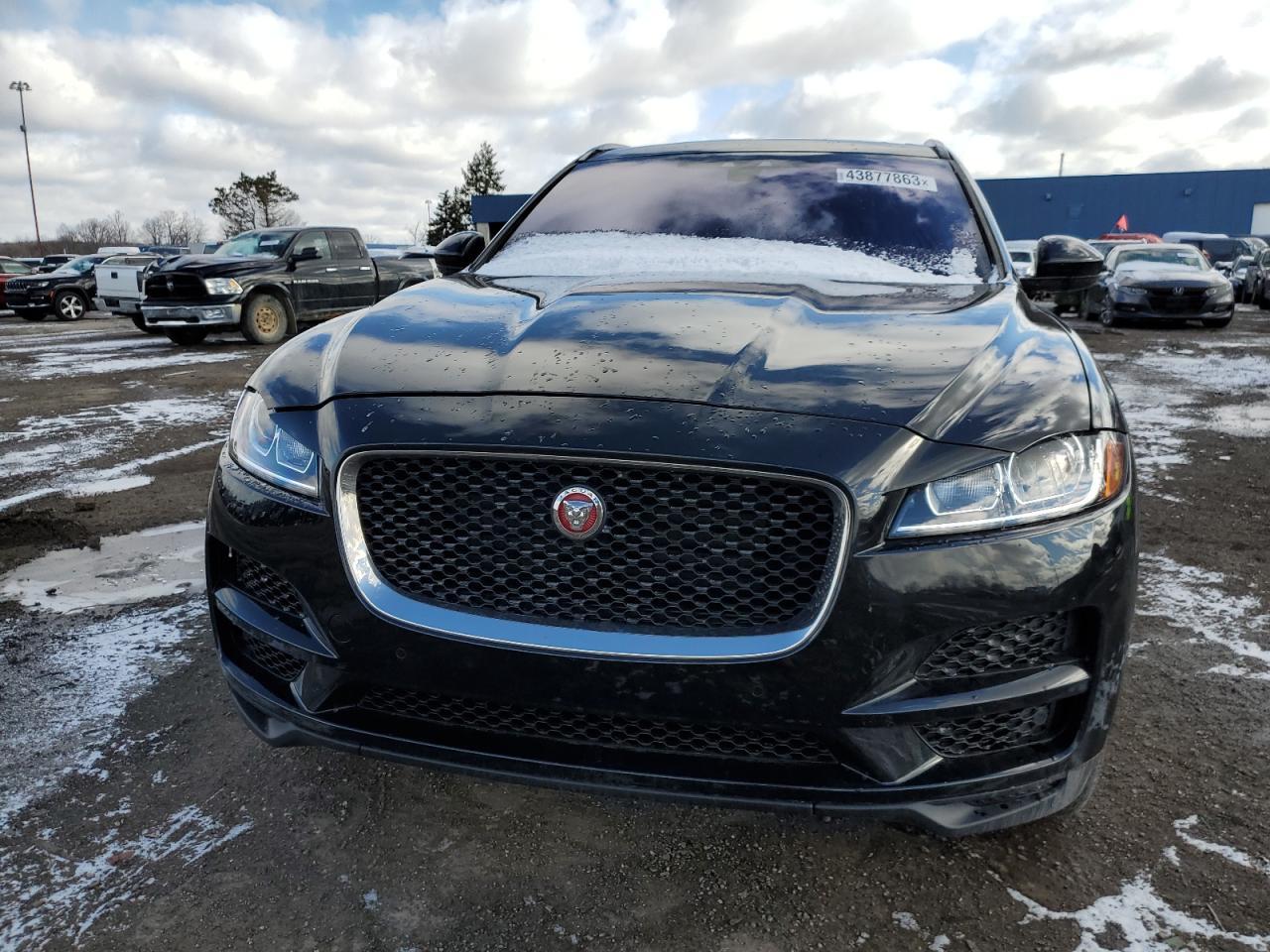 2019 JAGUAR F-PACE PRE - Image 5