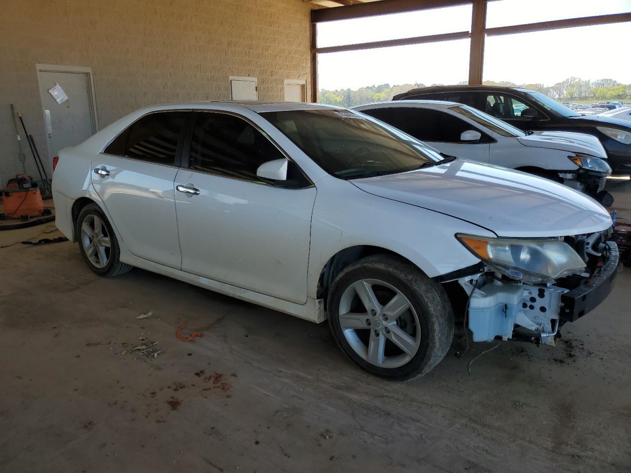 2012 Toyota Camry Base - Фото 4