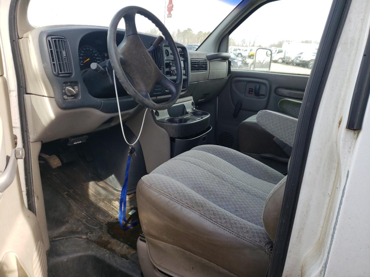 1999 Chevrolet Express G3500 - Image 7