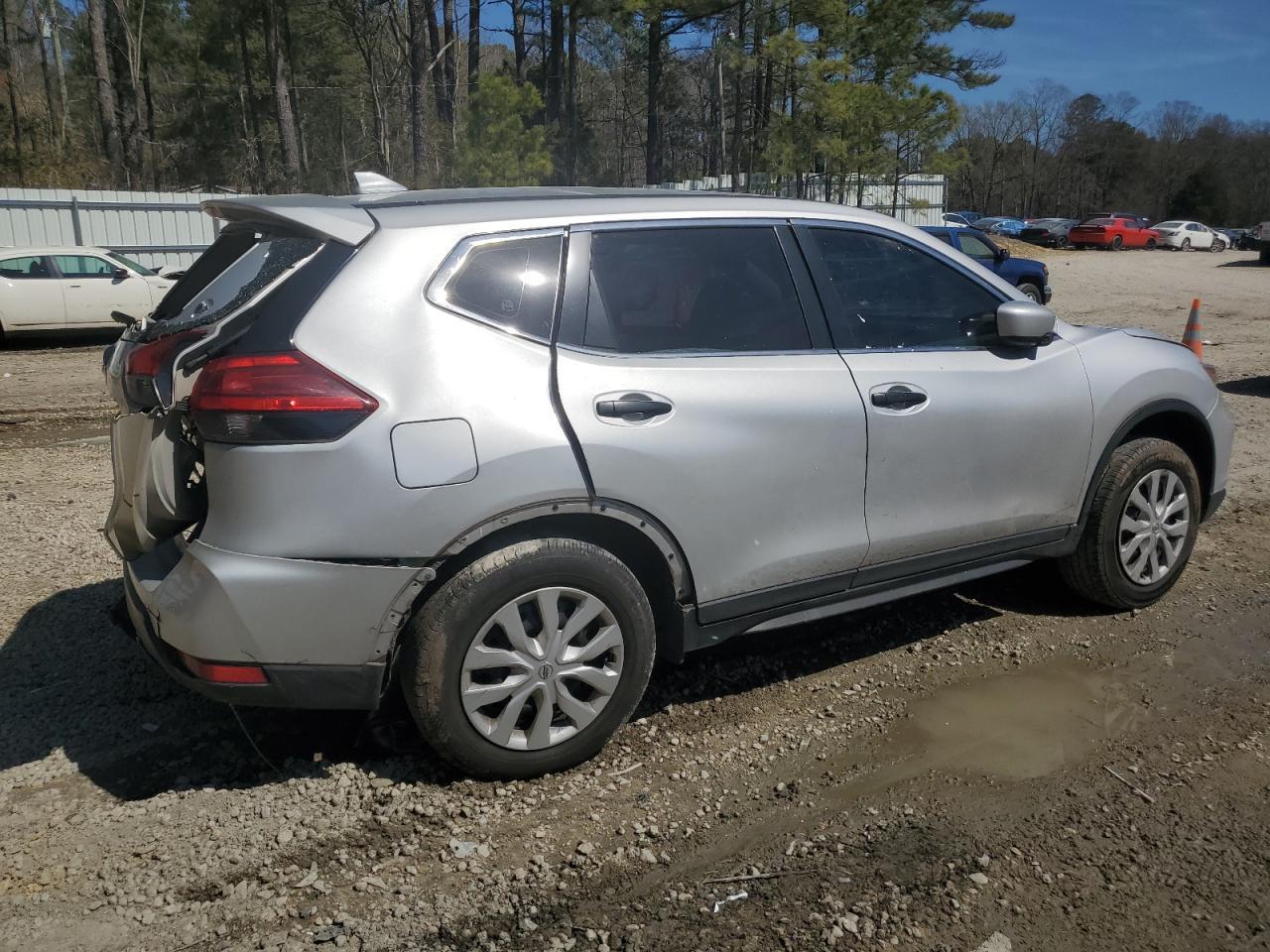 2017 NISSAN ROGUE S - Image 3