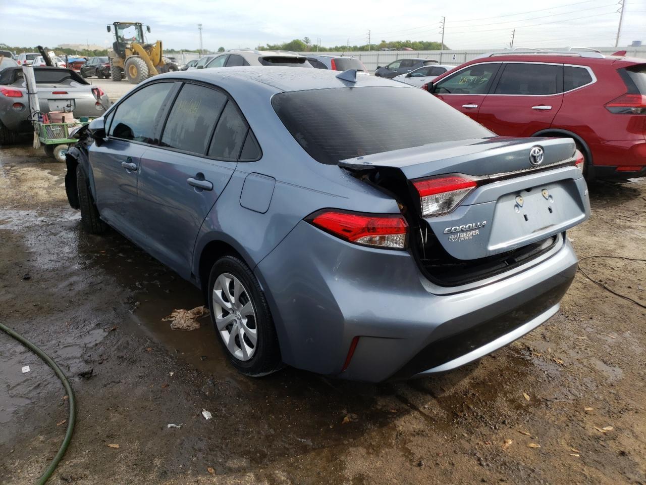 2021 TOYOTA COROLLA LE - Фото 2