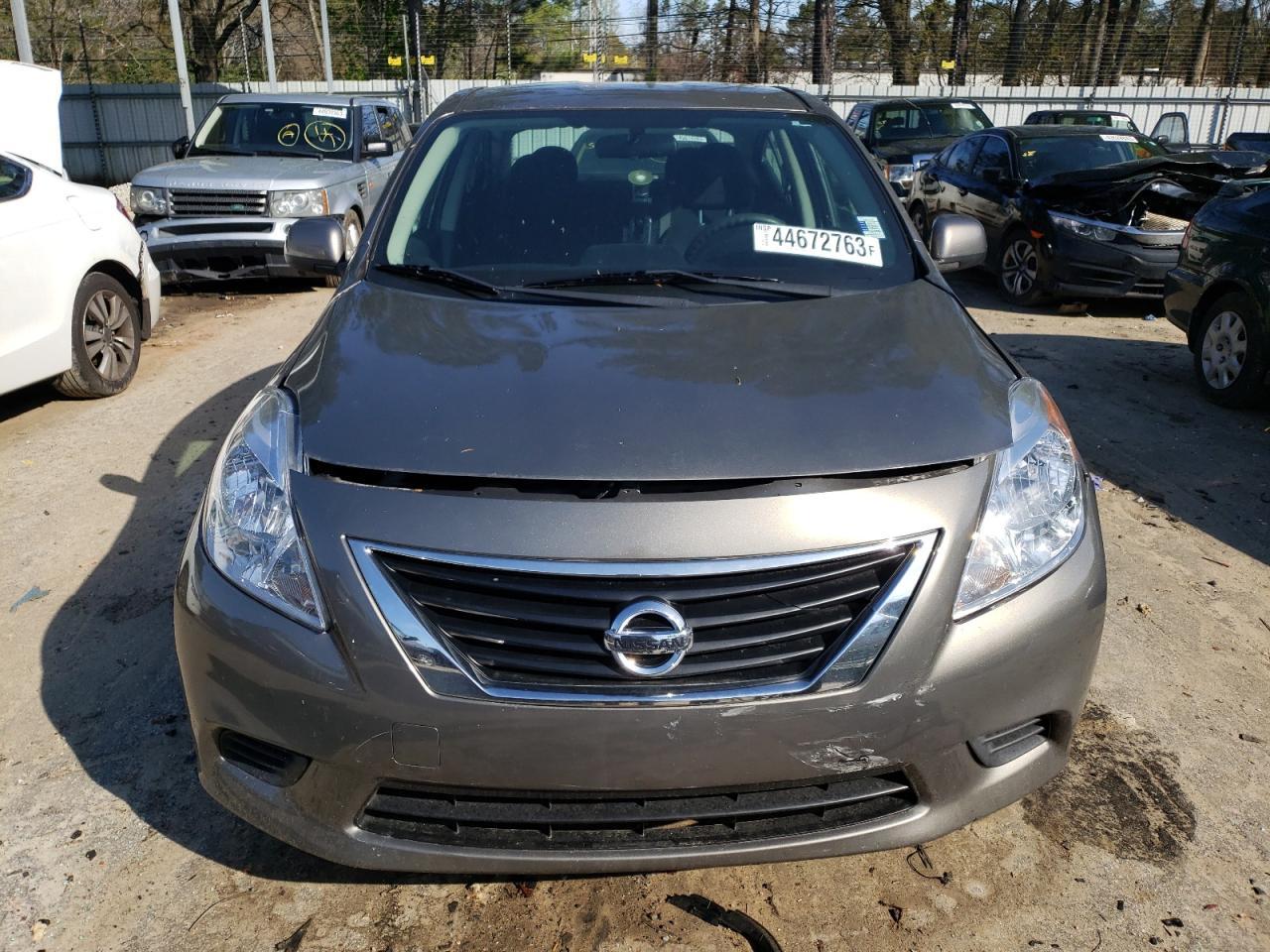 2014 NISSAN VERSA SV - Image 5