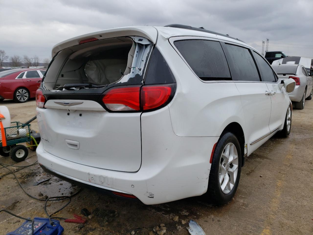 2017 CHRYSLER PACIFICA T - Image 3