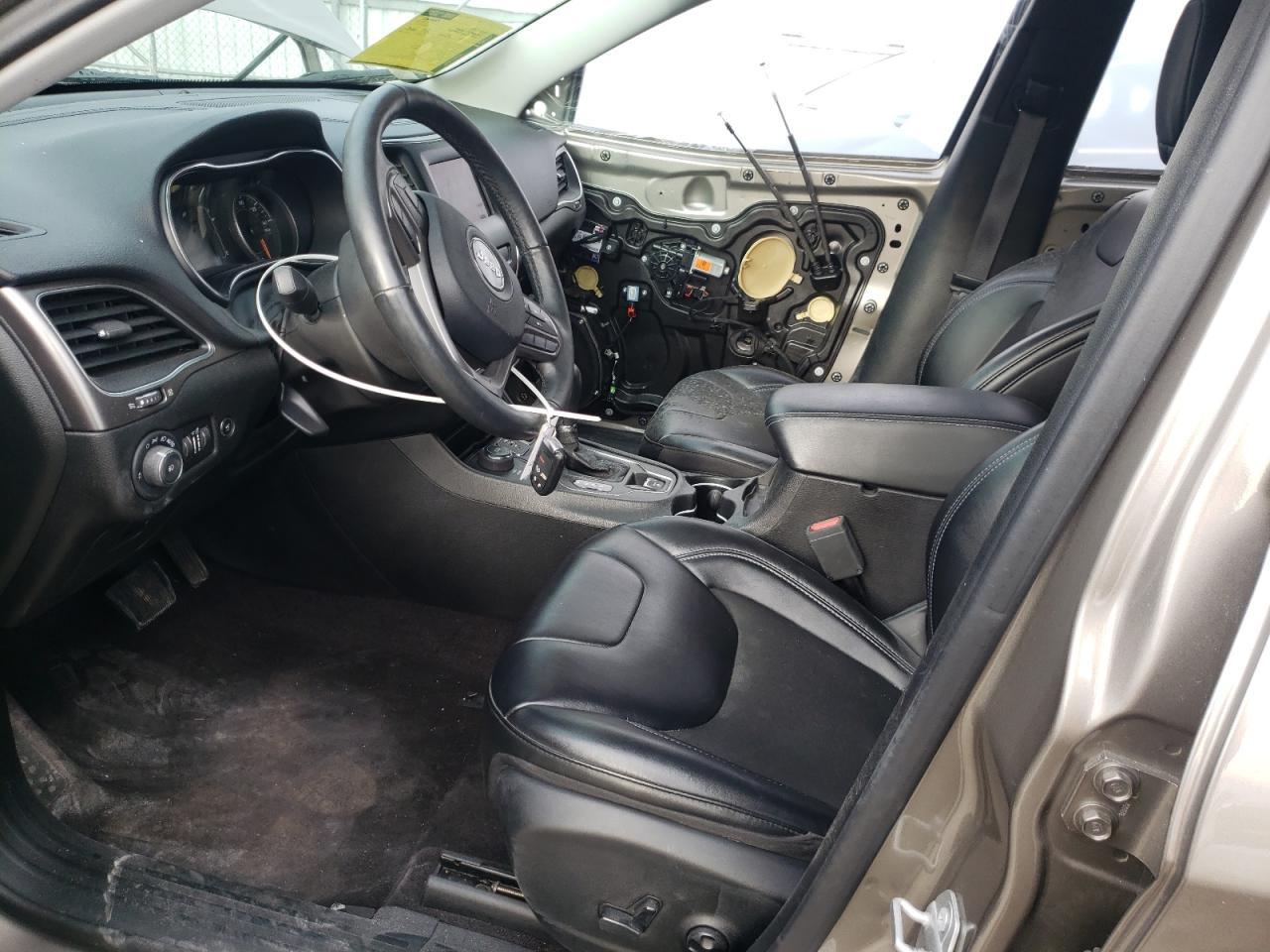 2019 JEEP CHEROKEE L - Image 7