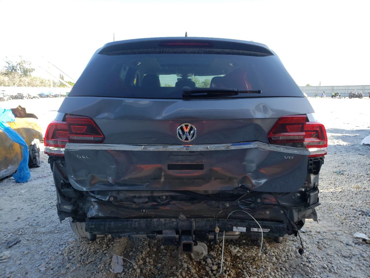 2018 VOLKSWAGEN ATLAS SEL - Image 6