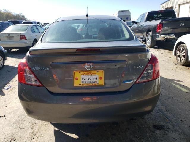2014 Nissan Versa S - Фото 6