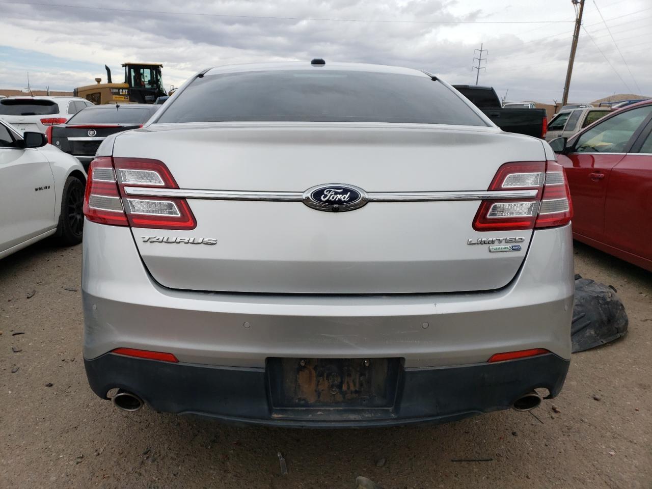 2015 Ford Taurus Limited - Фото 6