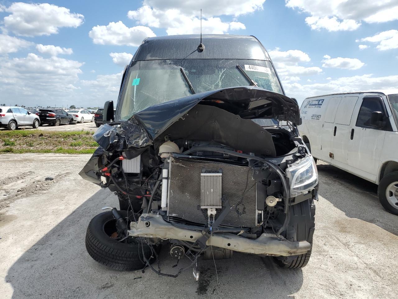 2020 Mercedes-Benz Sprinter 3500 - Фото 5