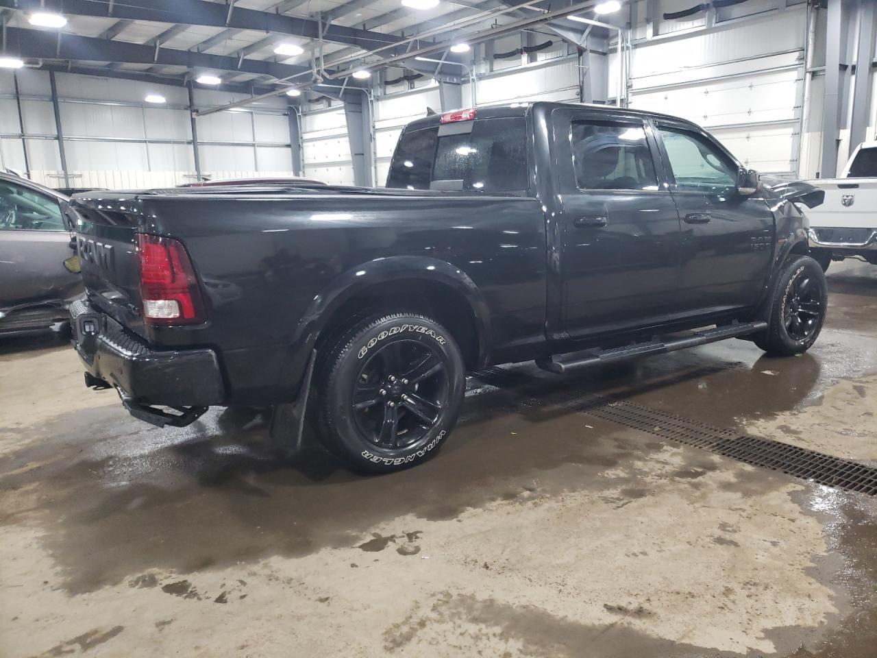 2017 RAM 1500 SPORT - Image 3