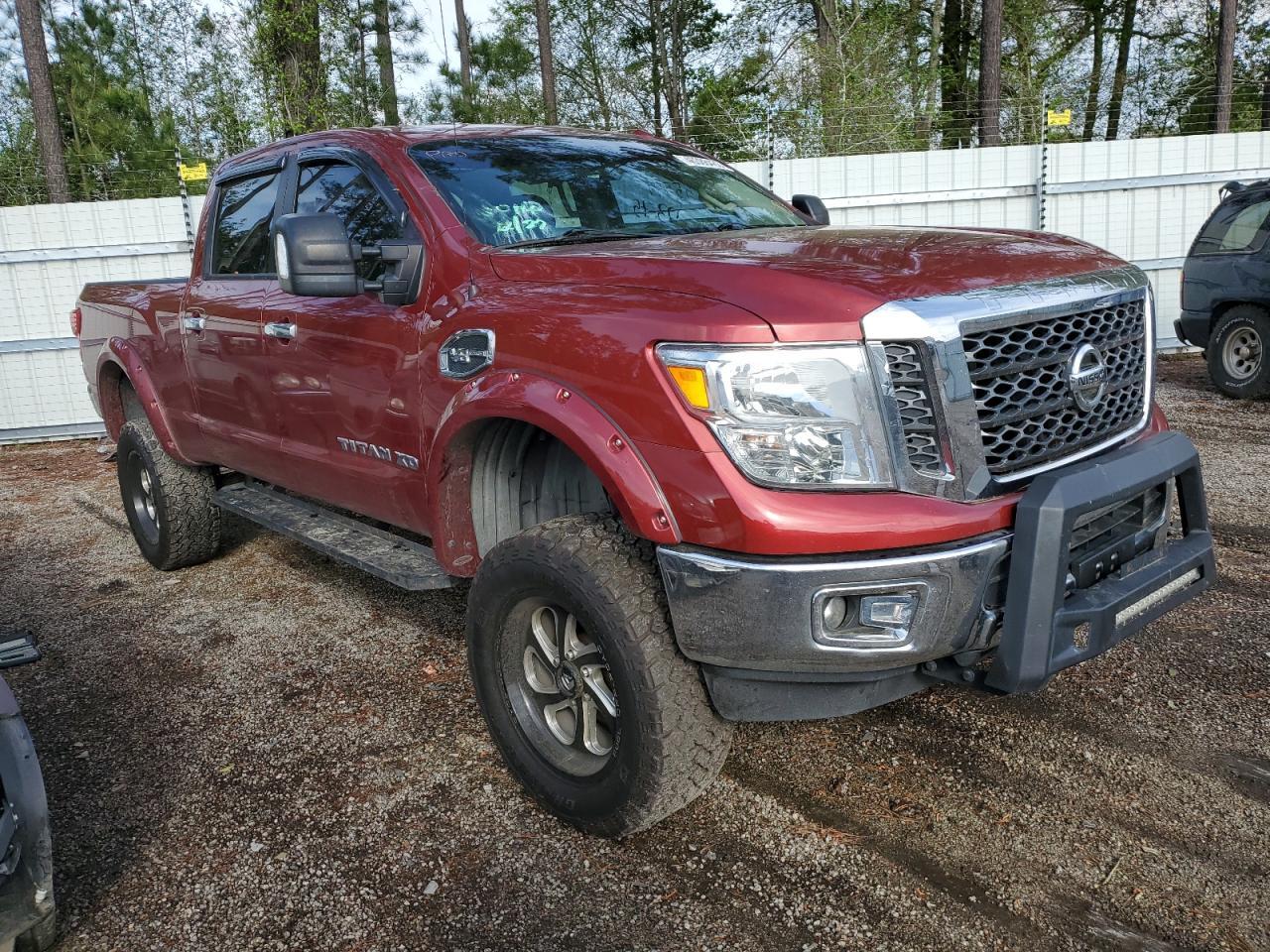 2017 NISSAN TITAN XD S - Фото 4