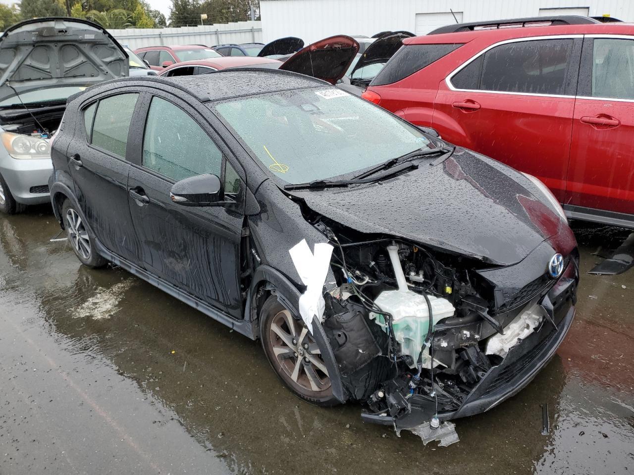 2018 TOYOTA PRIUS C - Фото 4