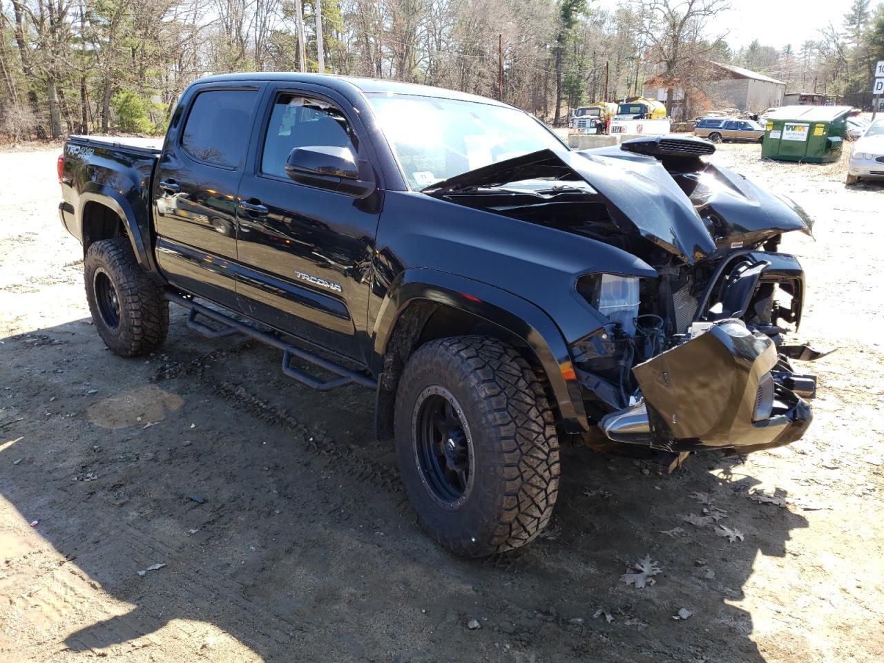 2016 Toyota Tacoma Double Cab - Image 4