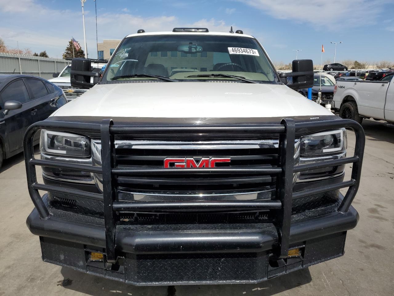 2006 GMC Sierra K2500 Heavy Duty - Image 5