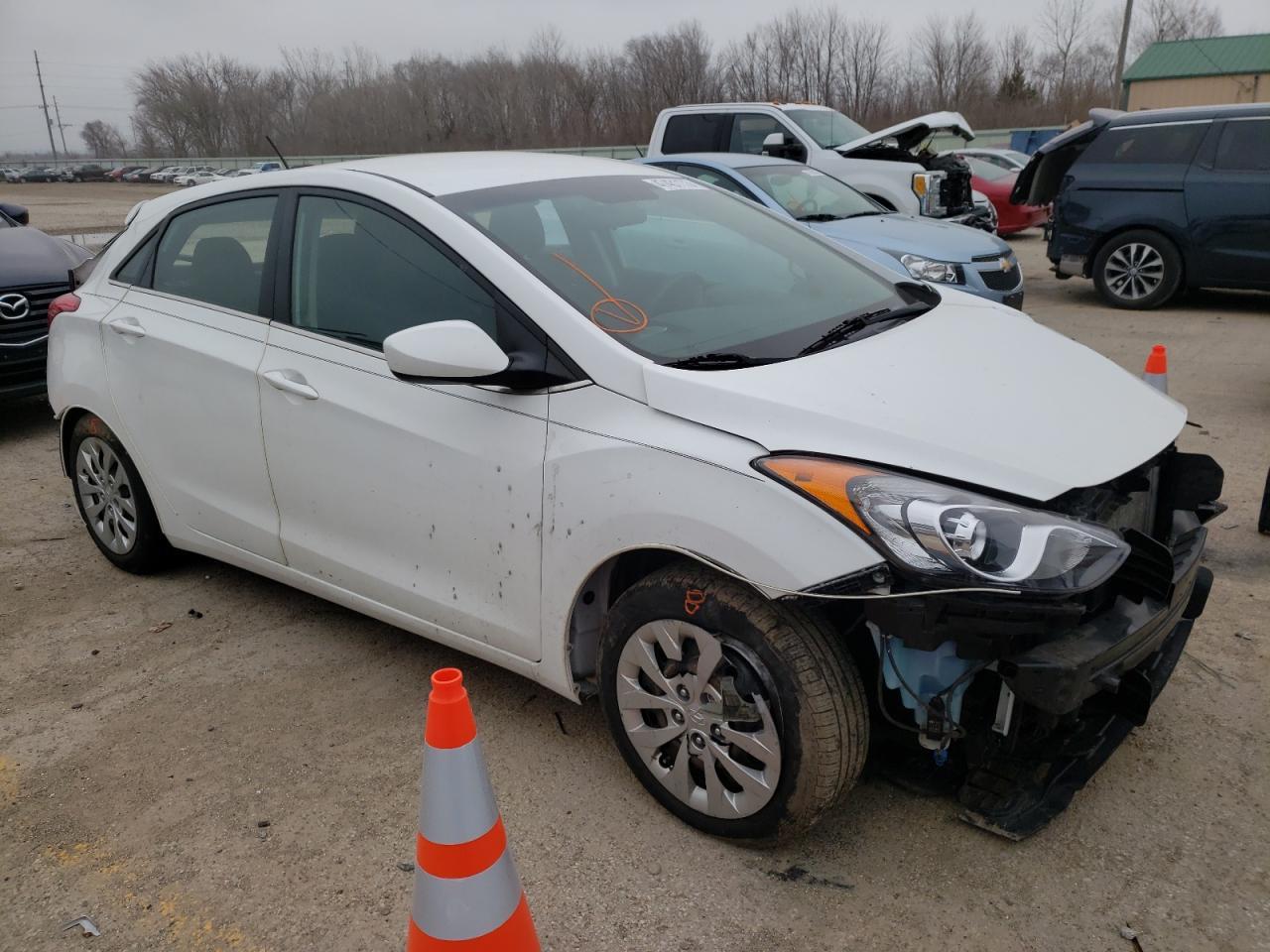 2016 HYUNDAI ELANTRA GT - Фото 4