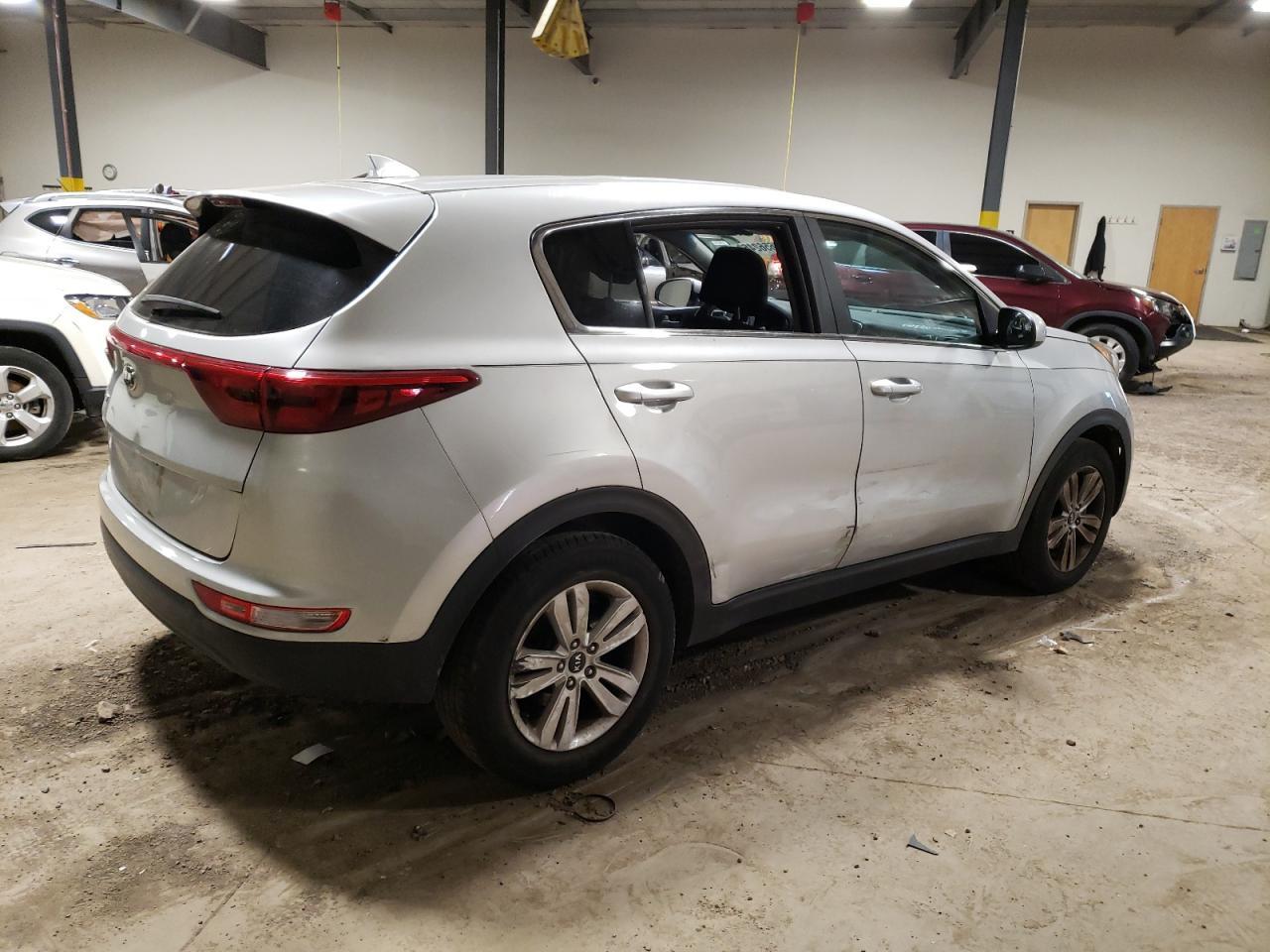 2017 KIA SPORTAGE L - Image 3