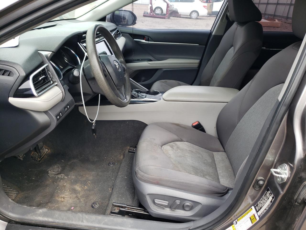 2018 TOYOTA CAMRY L - Фото 7