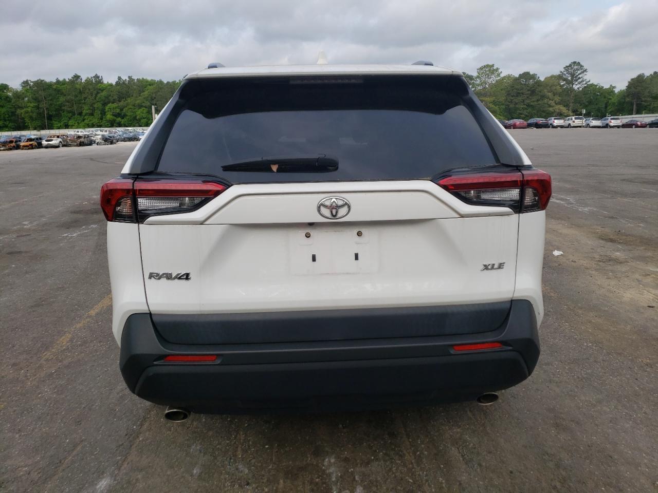 2020 Toyota Rav4 Xle - Фото 6