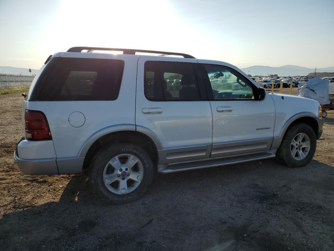 2002 Ford Explorer Limited - Фото 3